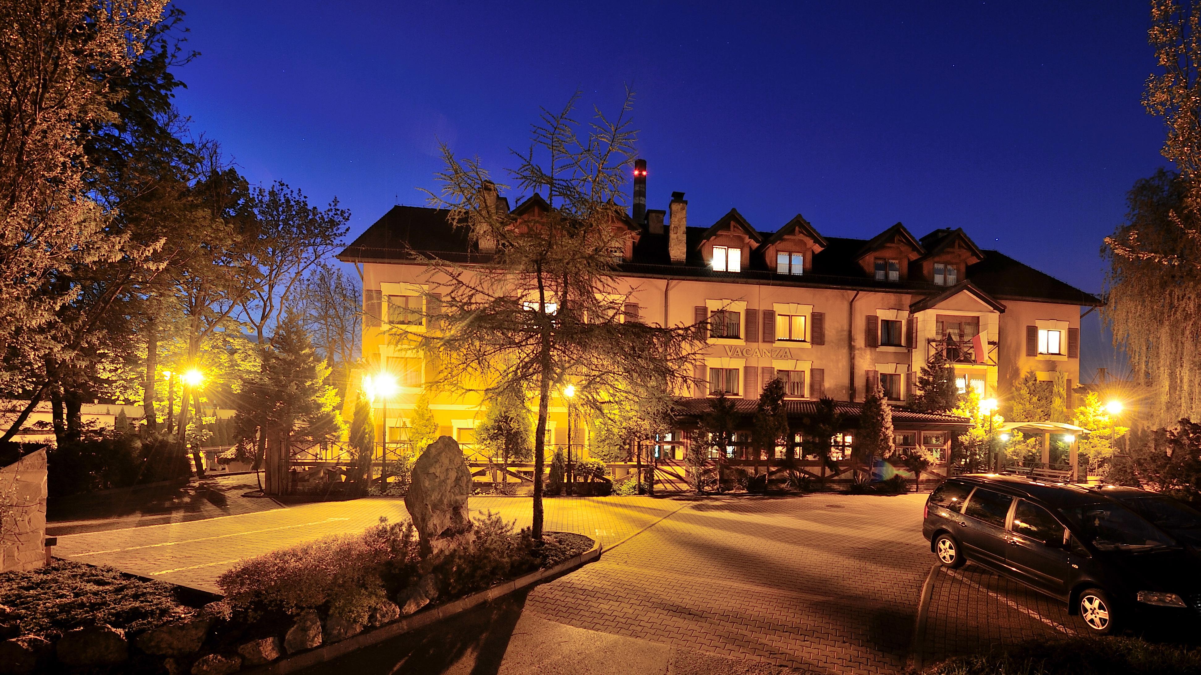 Hotel Diament Vacanza Katowice - Siemianowice Siemianowice Śląskie Esterno foto
