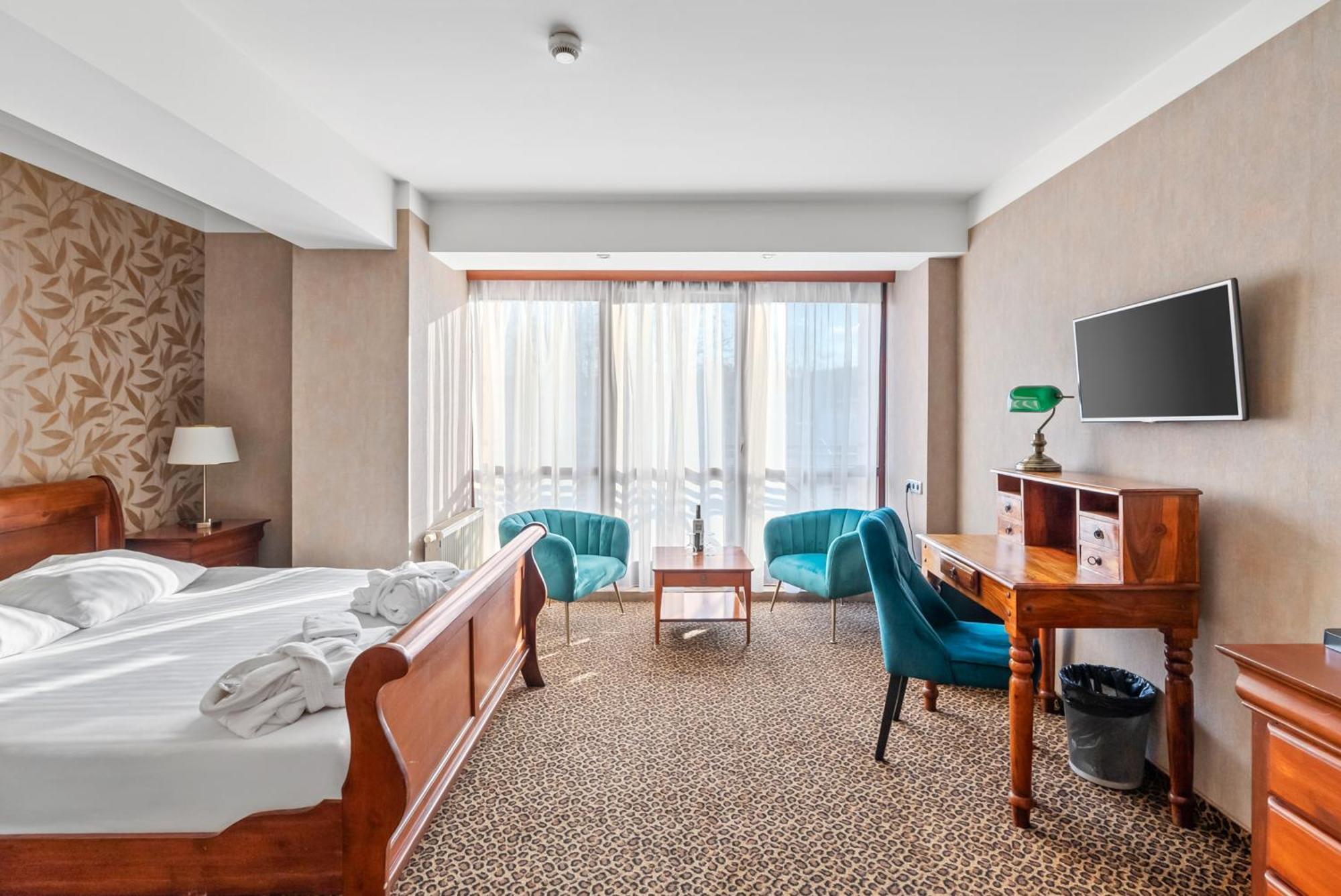 Hotel Diament Vacanza Katowice - Siemianowice Siemianowice Śląskie Esterno foto