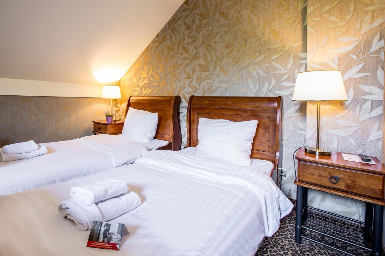 Hotel Diament Vacanza Katowice - Siemianowice Siemianowice Śląskie Esterno foto